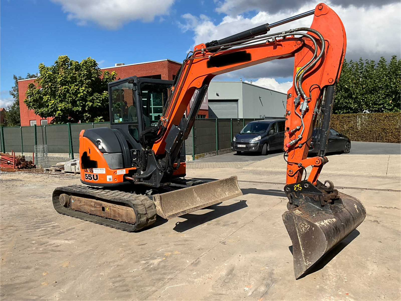 Hitachi ZAXIS ZX55U-5A CLR - Excavadora de cadenas: foto 1 Hitachi ZAXIS ZX55U-5A CLR - Excavadora de cadenas: foto 1