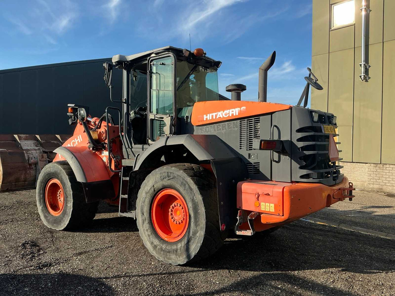 Hitachi ZW180 - Cargadora de ruedas: foto 5 Hitachi ZW180 - Cargadora de ruedas: foto 5