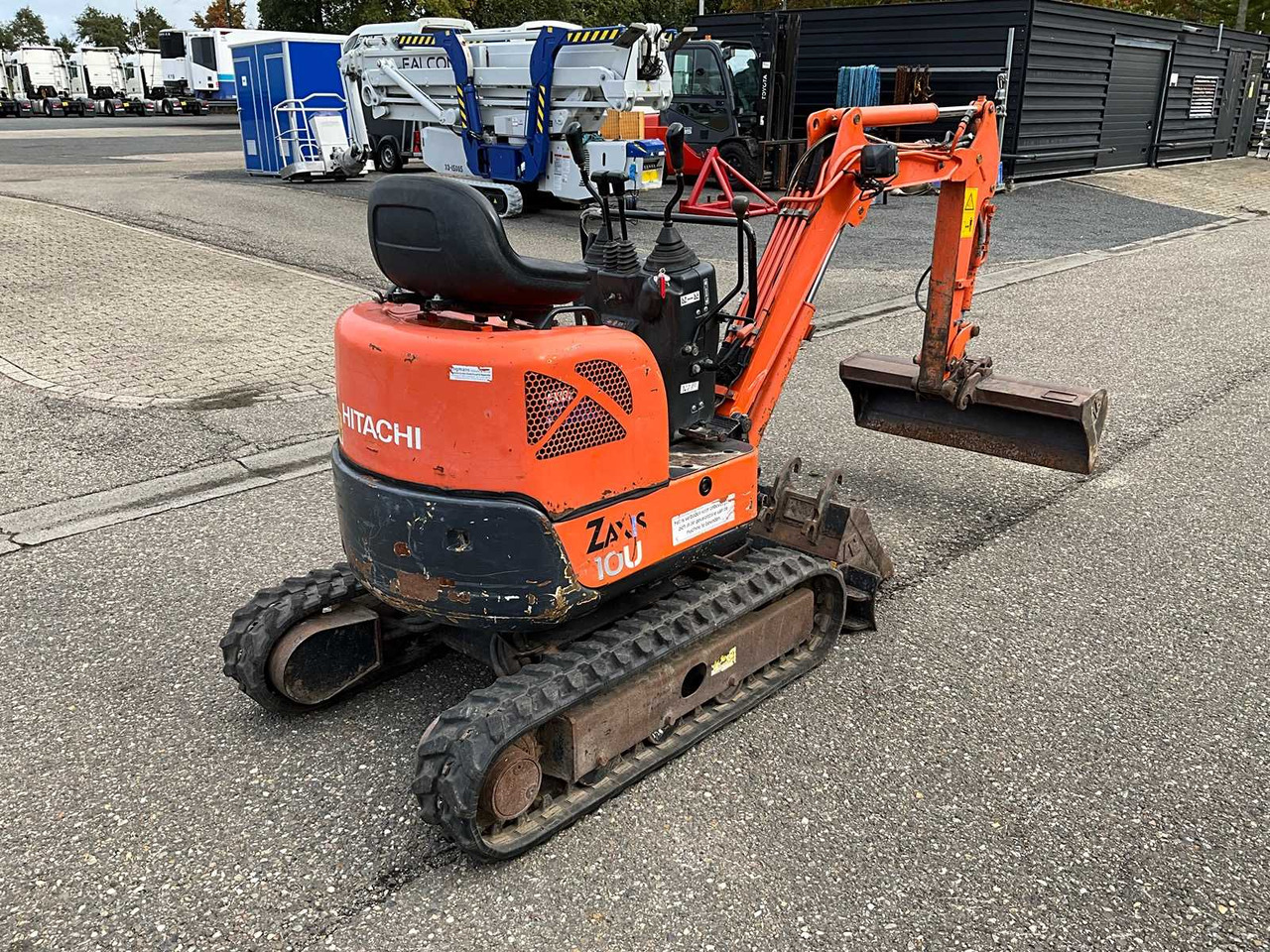 Hitachi ZX10U-2 - Miniexcavadora: foto 5 Hitachi ZX10U-2 - Miniexcavadora: foto 5