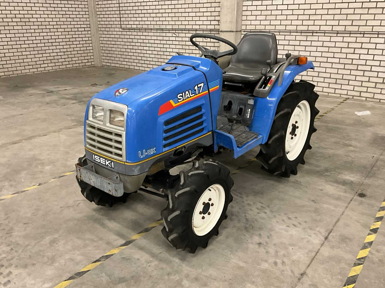 Iseki Sail 17 U-dx - Mini tractor: foto 1 Iseki Sail 17 U-dx - Mini tractor: foto 1