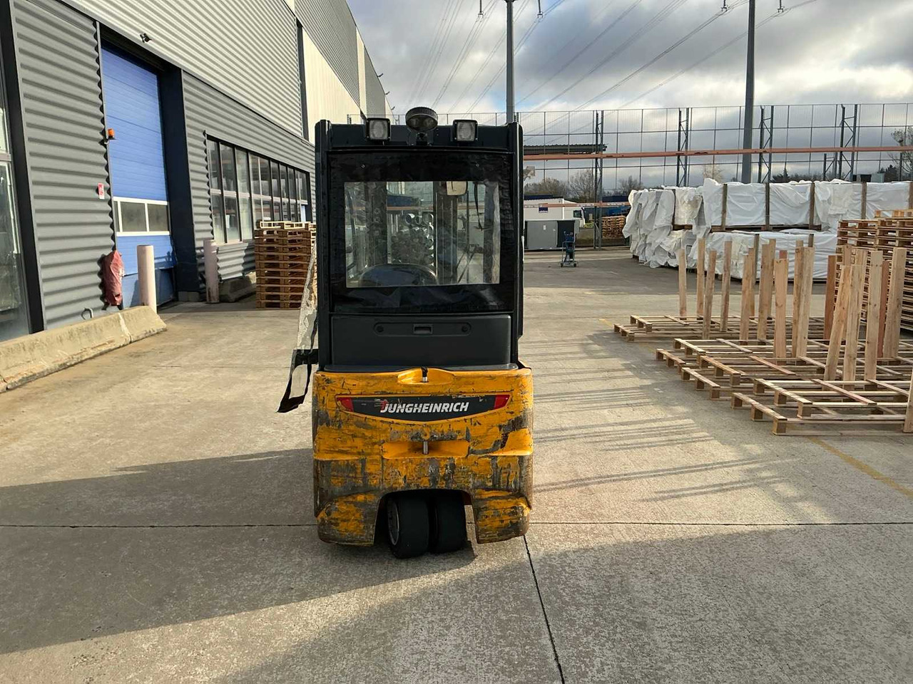 JUNGHEINRICH - 2015 - EFG216 - FORKLIFT - Carretilla elevadora: foto 5 JUNGHEINRICH - 2015 - EFG216 - FORKLIFT - Carretilla elevadora: foto 5