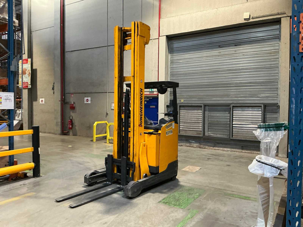 JUNGHEINRICH - 2015 - EVT214 - FORKLIFT - Carretilla elevadora: foto 1 JUNGHEINRICH - 2015 - EVT214 - FORKLIFT - Carretilla elevadora: foto 1