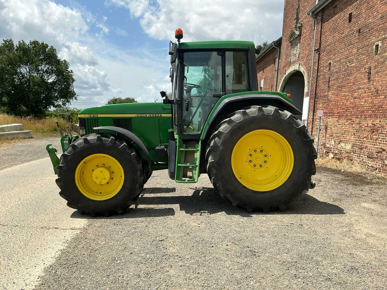 John Deere 6910 AS - Tractor: foto 2 John Deere 6910 AS - Tractor: foto 2