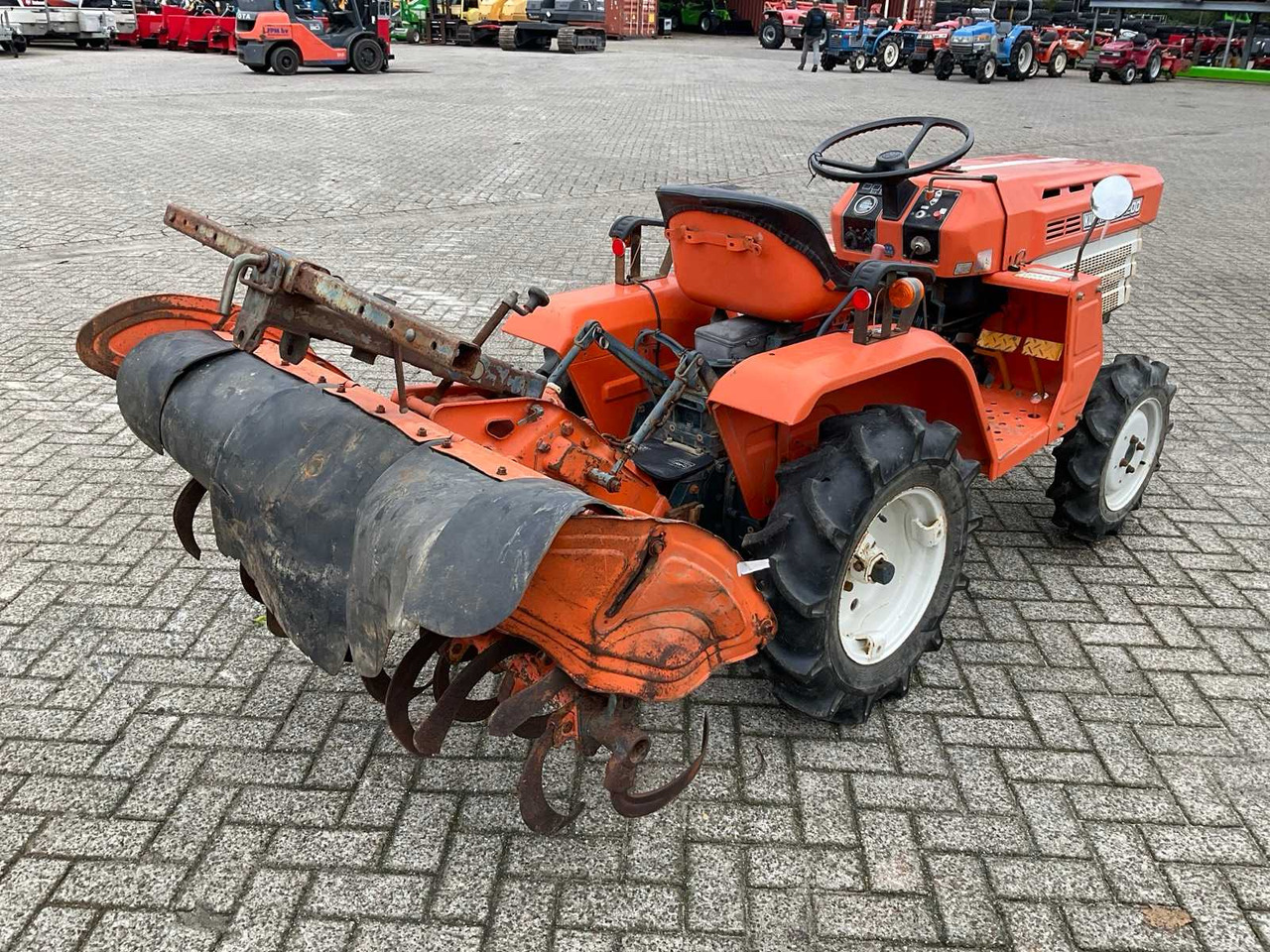 Kubota B1200 - Mini tractor: foto 3 Kubota B1200 - Mini tractor: foto 3