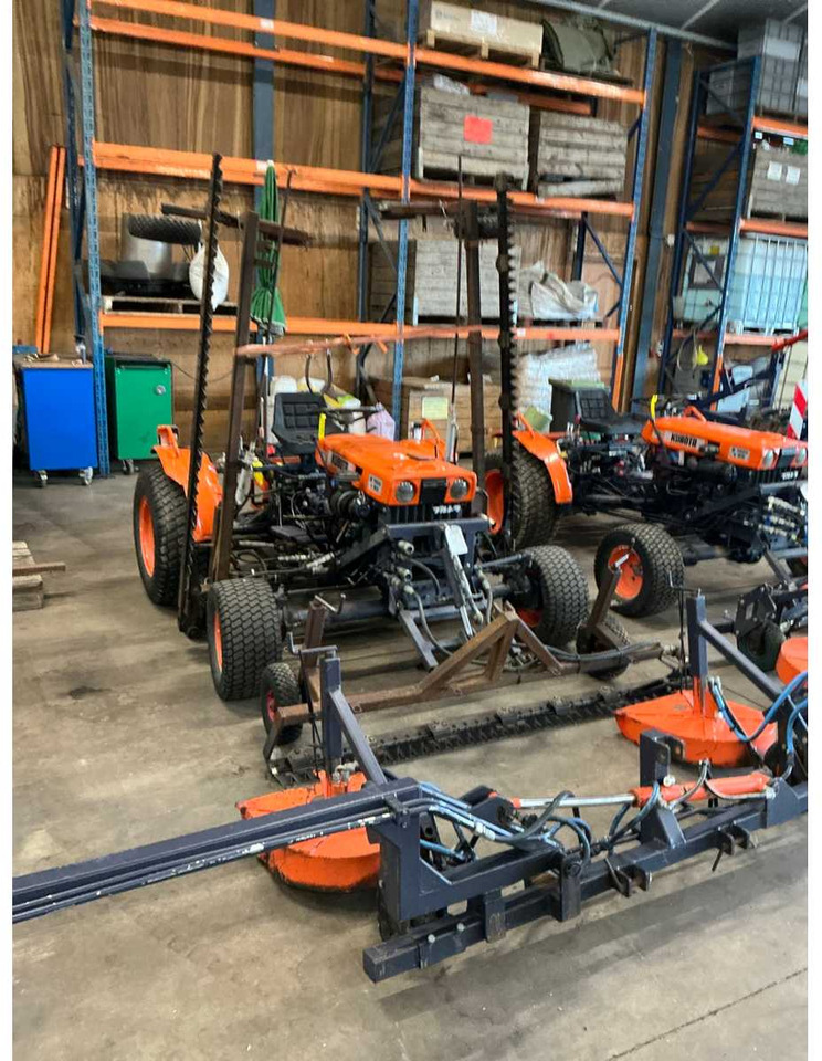Kubota B7000 4WD - Mini tractor: foto 2 Kubota B7000 4WD - Mini tractor: foto 2
