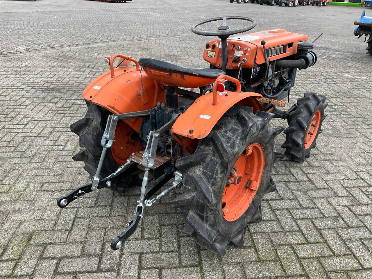 Kubota B7000 - Mini tractor: foto 3 Kubota B7000 - Mini tractor: foto 3