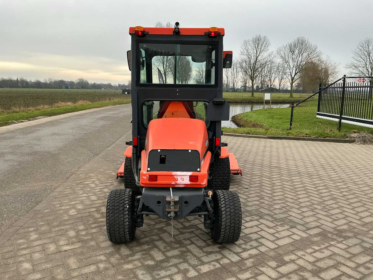 Kubota F3060 - Cortacésped: foto 4 Kubota F3060 - Cortacésped: foto 4