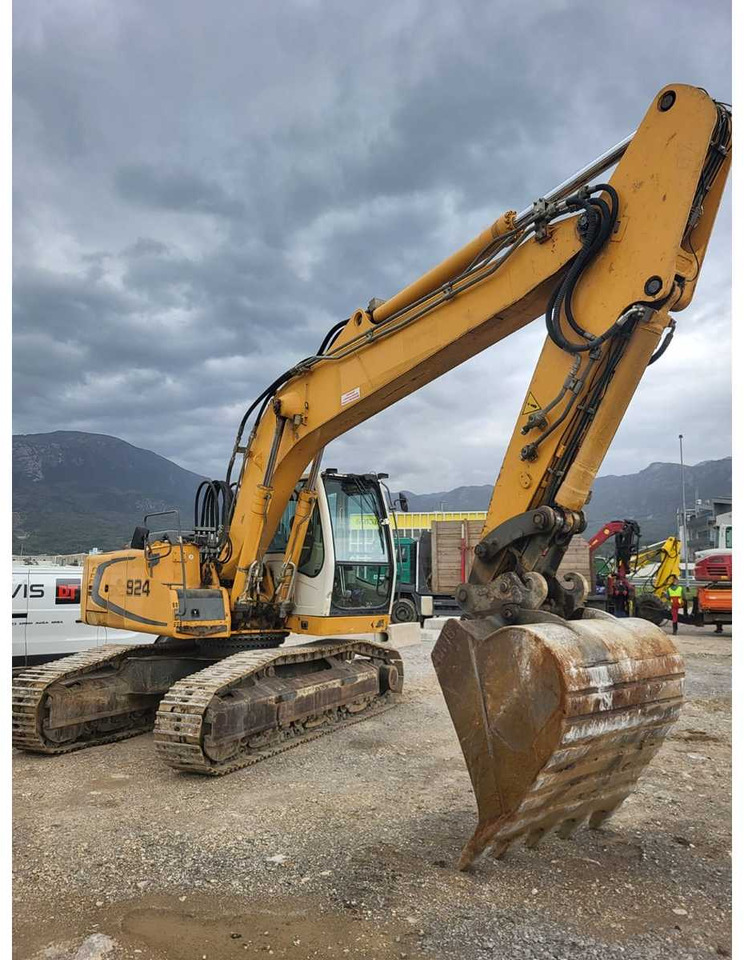 LIEBHERR R924 C SL - Excavadora de cadenas: foto 4 LIEBHERR R924 C SL - Excavadora de cadenas: foto 4