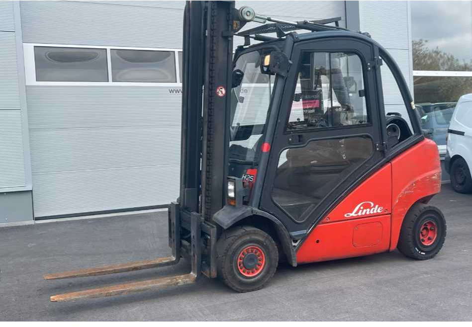 LINDE - H25T - 2004 - FORKLIFT TRUCKS - Carretilla elevadora: foto 1 LINDE - H25T - 2004 - FORKLIFT TRUCKS - Carretilla elevadora: foto 1
