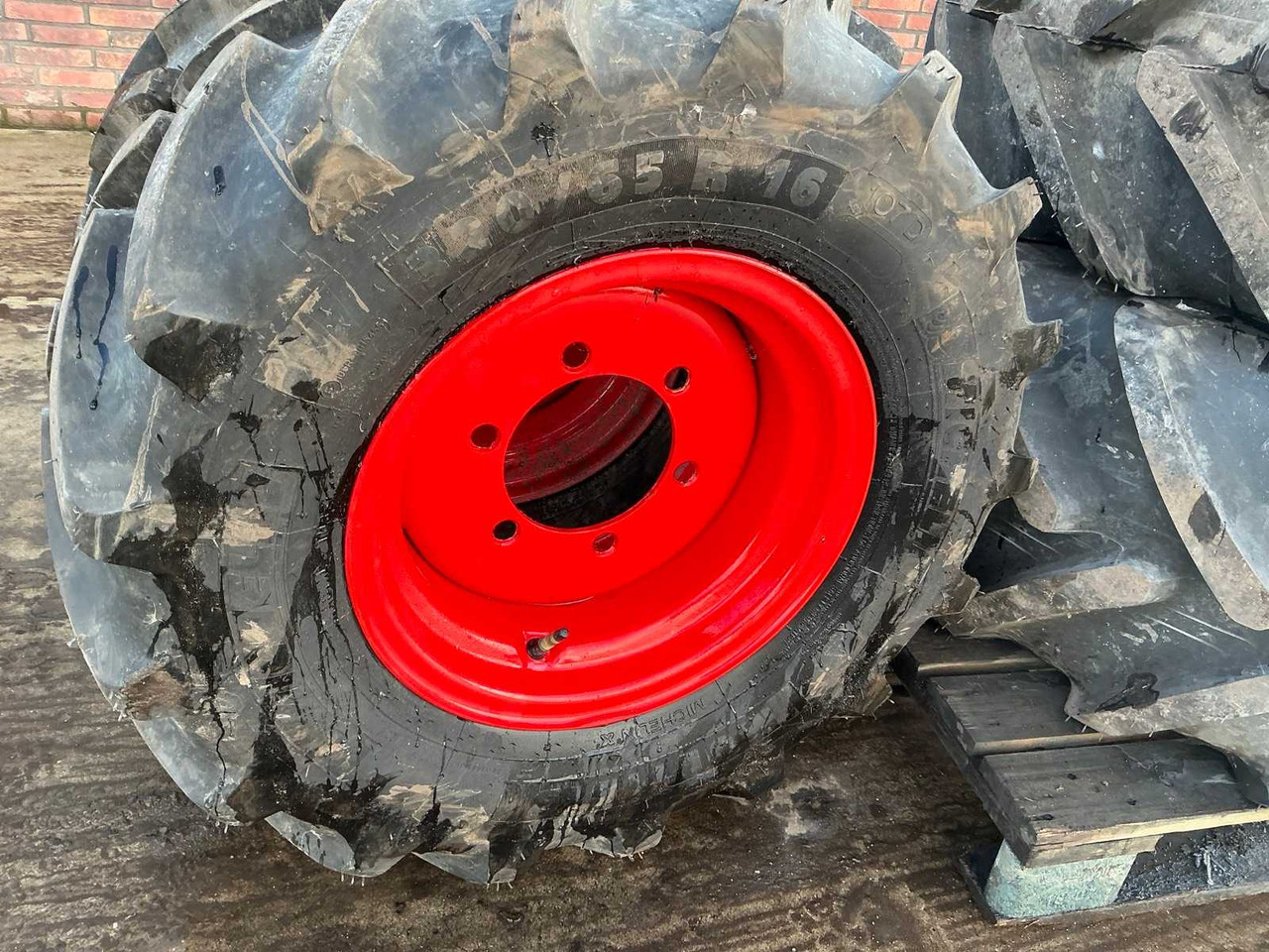 Michelin Multibib - Neumáticos y llantas para Tractor: foto 2 Michelin Multibib - Neumáticos y llantas para Tractor: foto 2