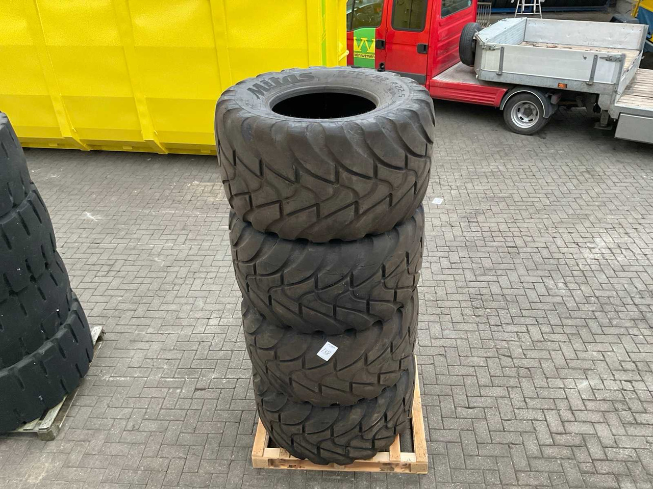 Mitas Agriterra 02 - Neumáticos y llantas para Tractor: foto 1 Mitas Agriterra 02 - Neumáticos y llantas para Tractor: foto 1