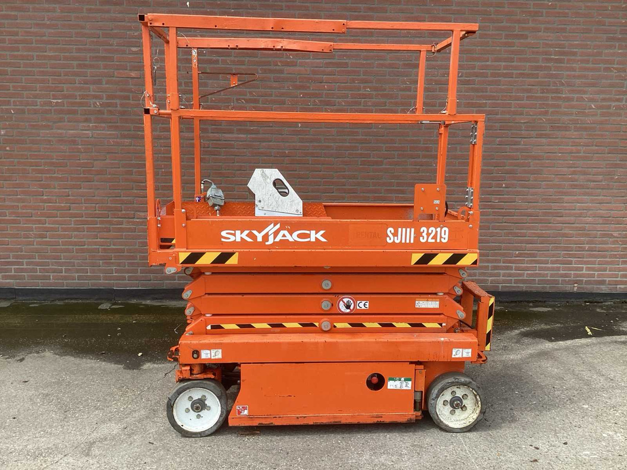 SKYJACK SJIII 3219 - Plataforma elevadora: foto 1 SKYJACK SJIII 3219 - Plataforma elevadora: foto 1