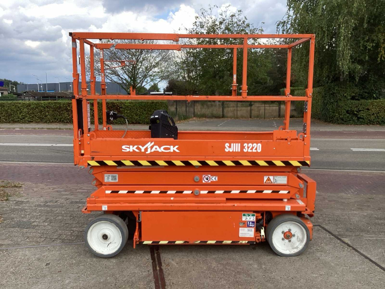 SKYJACK SJIII 3220 - Plataforma elevadora: foto 2 SKYJACK SJIII 3220 - Plataforma elevadora: foto 2