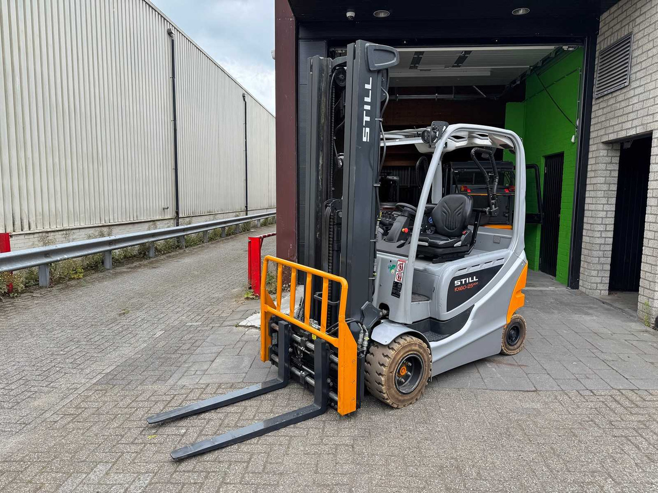 STILL - RX60-25/600 - FORKLIFT TRUCKS - 2016 - Carretilla elevadora: foto 1 STILL - RX60-25/600 - FORKLIFT TRUCKS - 2016 - Carretilla elevadora: foto 1