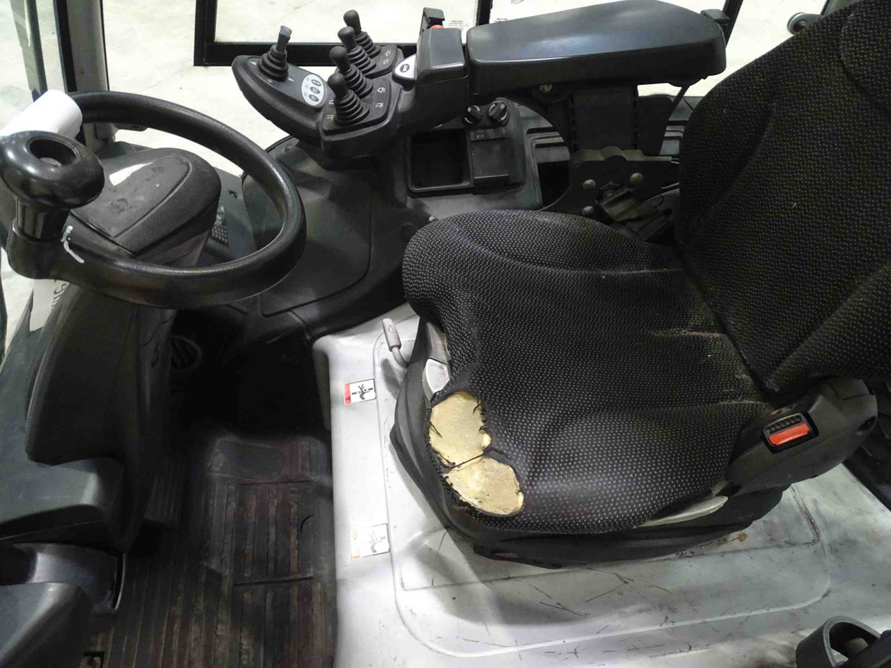 STILL RX60-40 2019 FORKLIFT - Carretilla elevadora: foto 4 STILL RX60-40 2019 FORKLIFT - Carretilla elevadora: foto 4