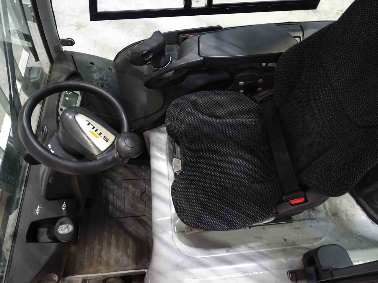 STILL RX60-45 2018 FORKLIFT - Carretilla elevadora: foto 4 STILL RX60-45 2018 FORKLIFT - Carretilla elevadora: foto 4