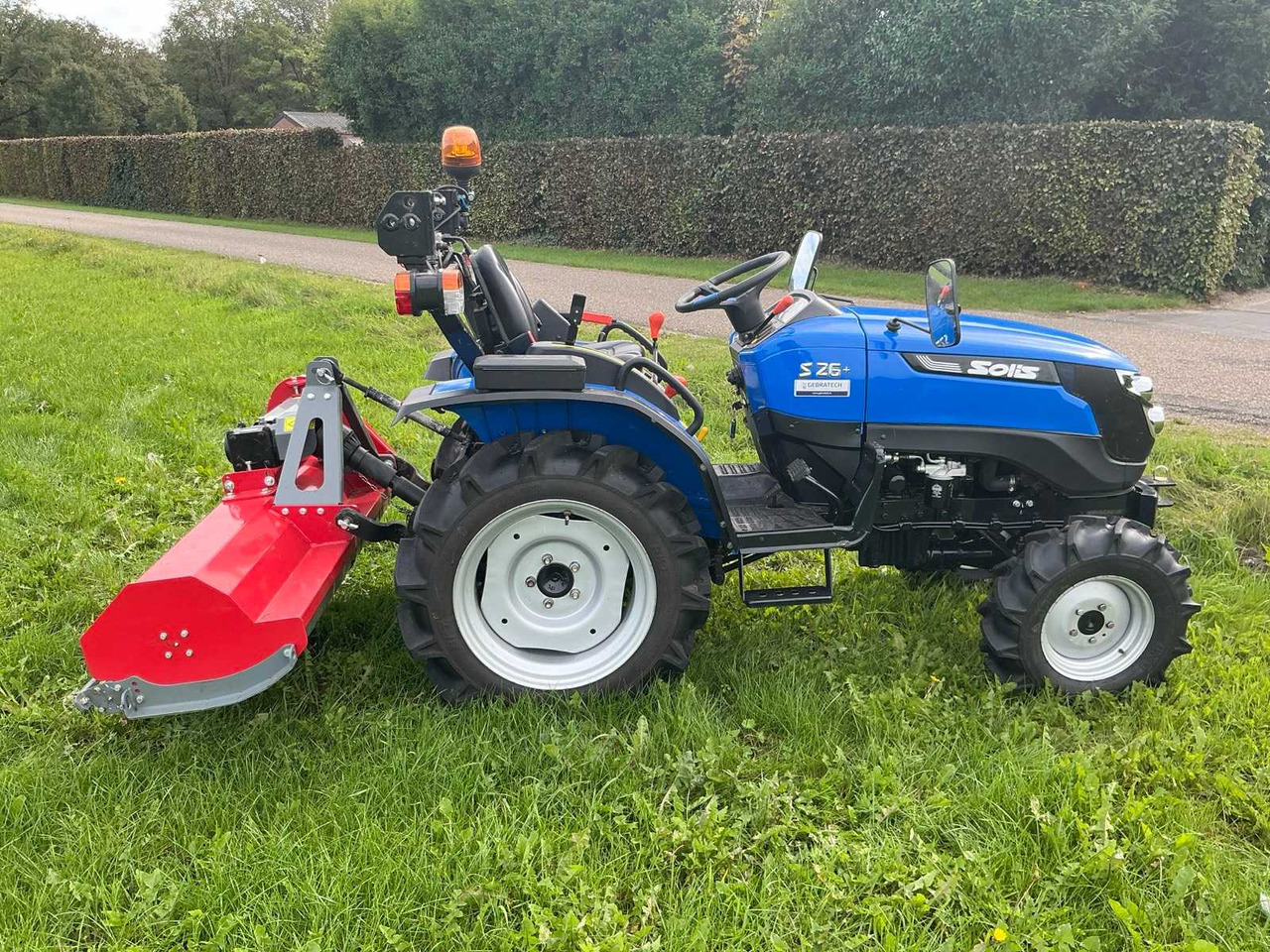 Solis S26 + - Mini tractor: foto 5 Solis S26 + - Mini tractor: foto 5