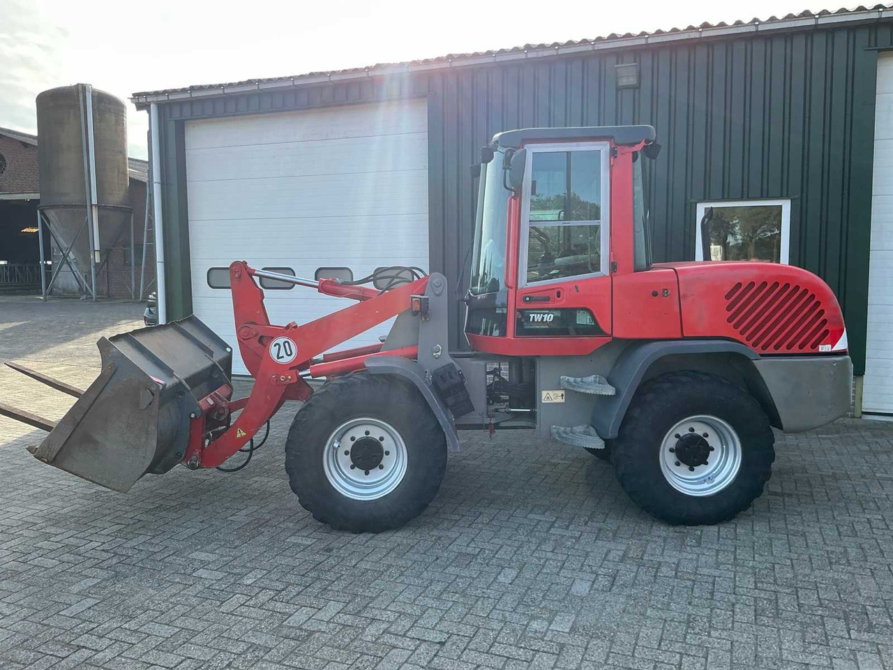 Takeuchi / Terex TW10 - Cargadora de ruedas: foto 5 Takeuchi / Terex TW10 - Cargadora de ruedas: foto 5