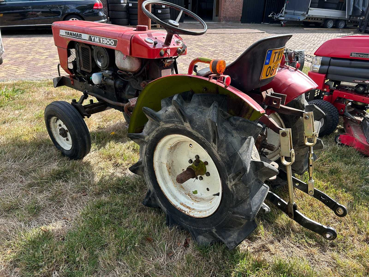 Yanmar YM1300 - Mini tractor: foto 5 Yanmar YM1300 - Mini tractor: foto 5