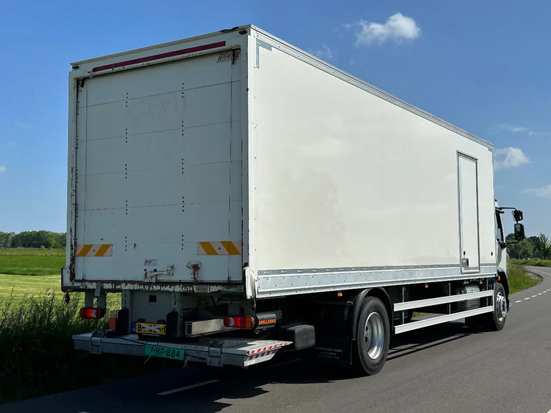 DAF CF 320 LF320.19 EURO6. 830x248x260 - Camión caja cerrada: foto 3 DAF CF 320 LF320.19 EURO6. 830x248x260 - Camión caja cerrada: foto 3