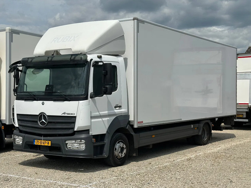 Mercedes-Benz Atego ATEGO1018L. EURO6. - Camión caja cerrada: foto 1 Mercedes-Benz Atego ATEGO1018L. EURO6. - Camión caja cerrada: foto 1