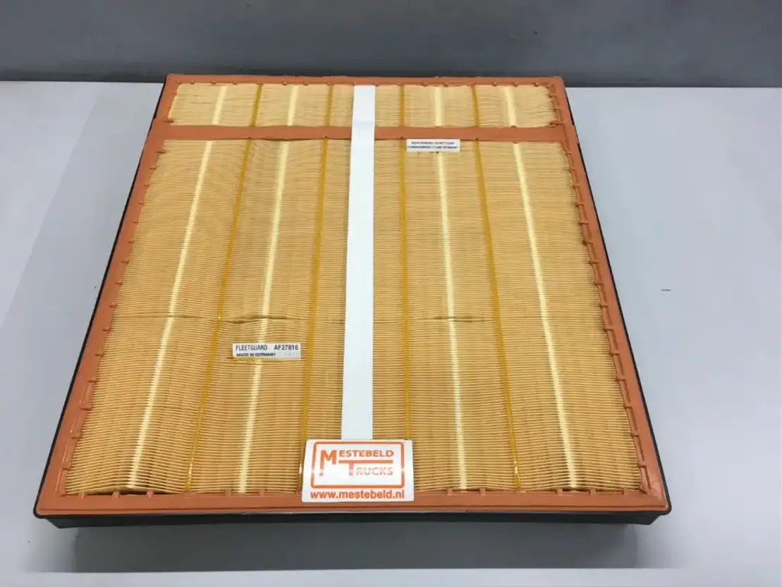 Mercedes-Benz Luchtfilter Actros - Filtro de aire para Camión: foto 1 Mercedes-Benz Luchtfilter Actros - Filtro de aire para Camión: foto 1