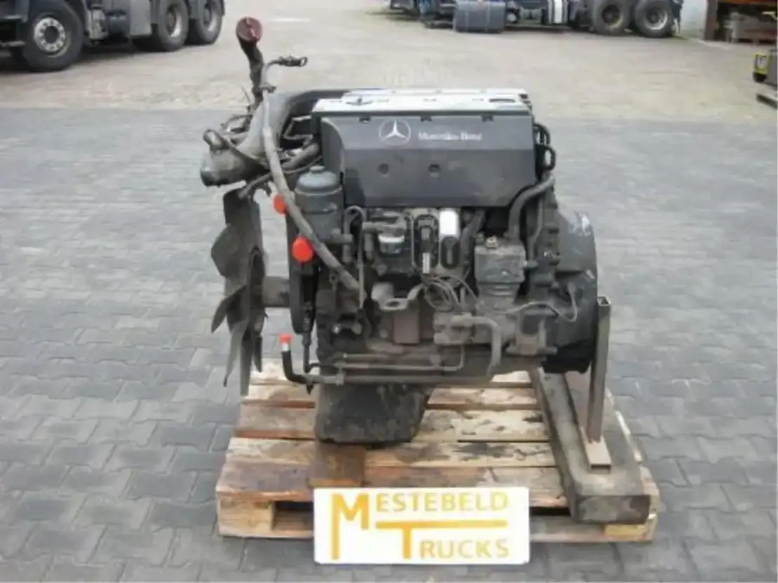 Mercedes-Benz Motor OM 904 LA I/1-02  - Motor para Camión: foto 1 Mercedes-Benz Motor OM 904 LA I/1-02  - Motor para Camión: foto 1