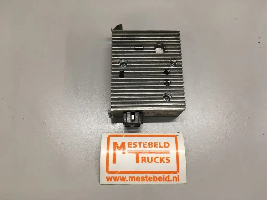 Mercedes-Benz Omvormer Actros MP4 - Sistema eléctrico para Camión: foto 1 Mercedes-Benz Omvormer Actros MP4 - Sistema eléctrico para Camión: foto 1