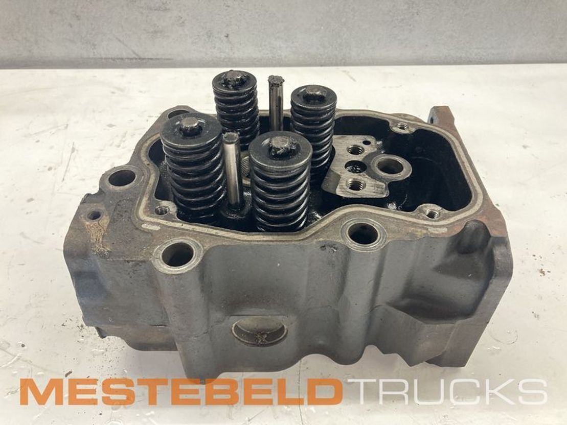 Scania Cilinderkop DSC 1202 - Motor y piezas para Camión: foto 1 Scania Cilinderkop DSC 1202 - Motor y piezas para Camión: foto 1