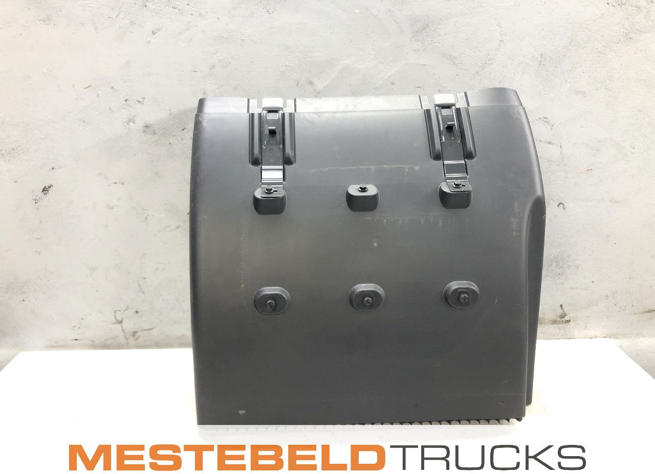 Scania Spatbord met binnenwerk achter - Bastidor/ Chasis para Camión: foto 1 Scania Spatbord met binnenwerk achter - Bastidor/ Chasis para Camión: foto 1