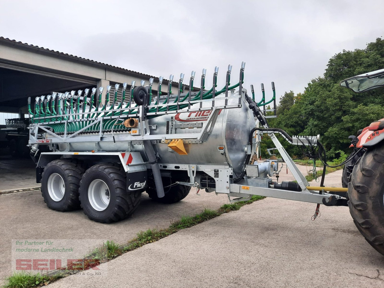 Fliegl PFW 12000 Maxx Line Tandem + Skate 150 12m³ / 15 m - Cuba de purín: foto 5 Fliegl PFW 12000 Maxx Line Tandem + Skate 150 12m³ / 15 m - Cuba de purín: foto 5