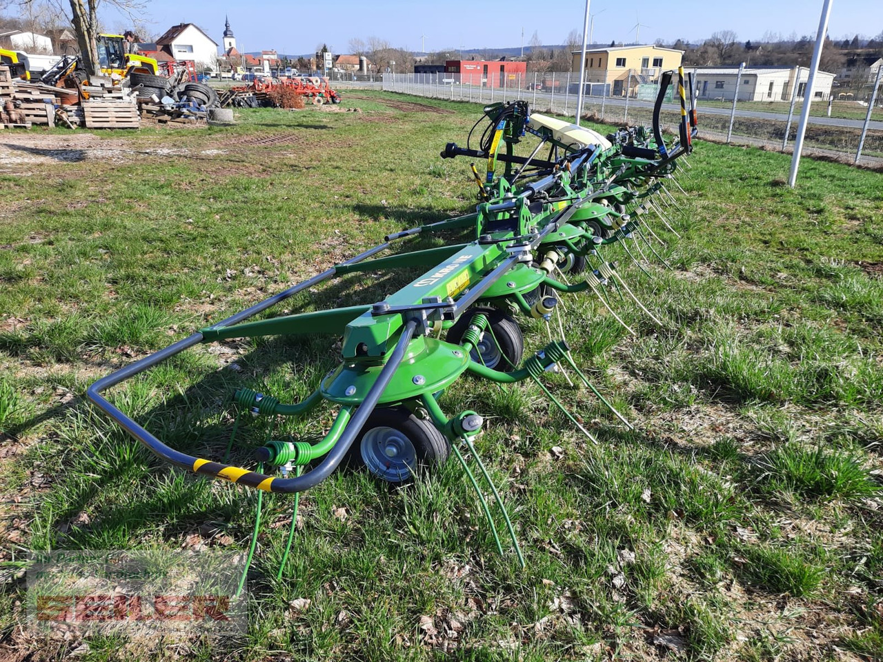 Krone Vendro 1120 - Henificadora: foto 1 Krone Vendro 1120 - Henificadora: foto 1