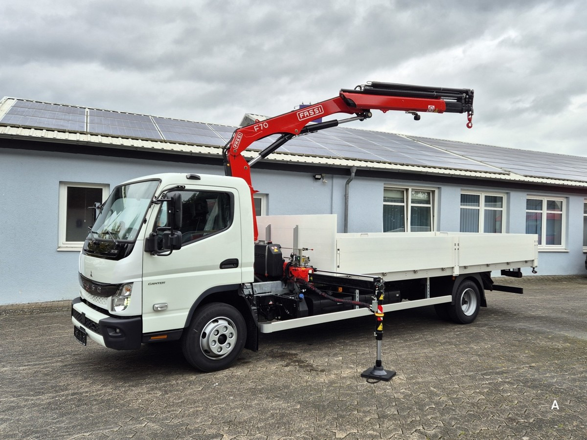 FUSO FUSO 9C18 Canter Alu Pritsche 5.5m Kran 3x hydr. - Furgoneta caja abierta: foto 5 FUSO FUSO 9C18 Canter Alu Pritsche 5.5m Kran 3x hydr. - Furgoneta caja abierta: foto 5