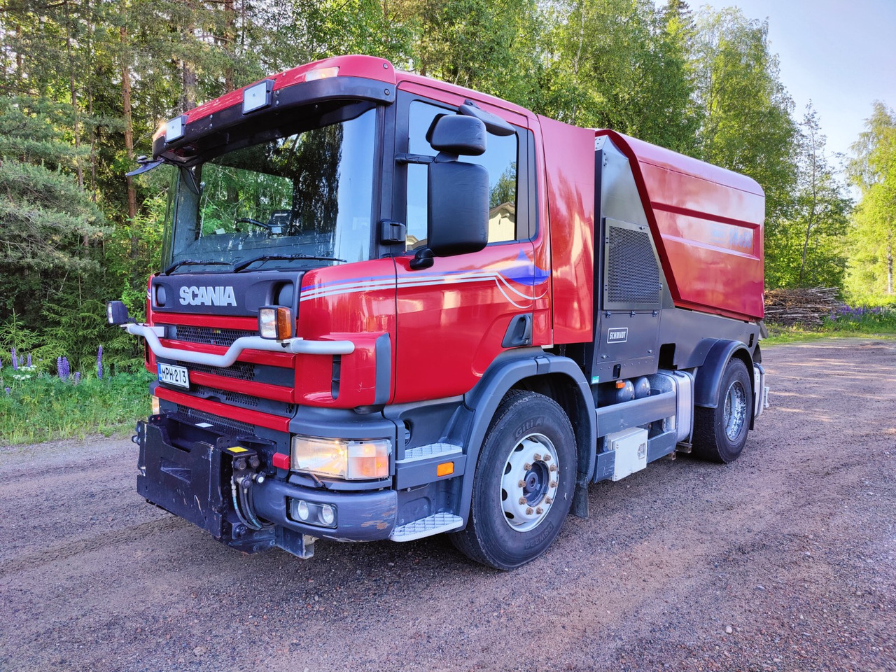 SCHMIDT SK650 / Scania P94 - Barredora vial: foto 2 SCHMIDT SK650 / Scania P94 - Barredora vial: foto 2