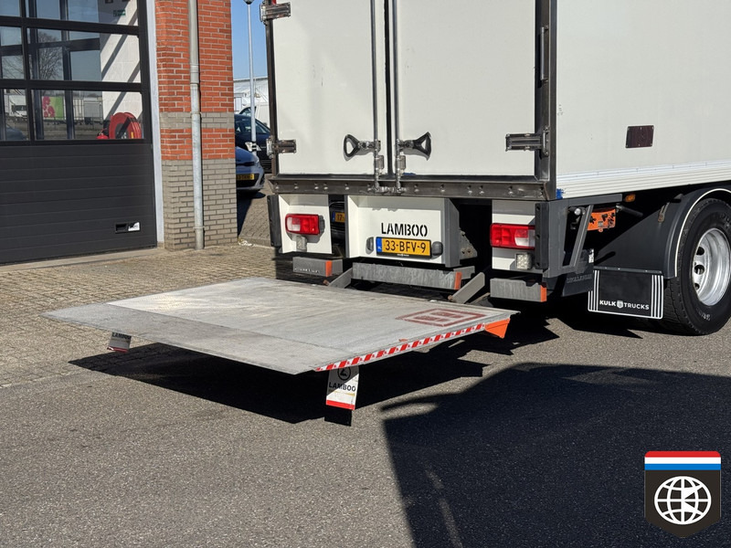 DAF CF 330 FA Space Cab / deepfreezer -30oC / TAILLIFT / - Camión frigorífico: foto 5 DAF CF 330 FA Space Cab / deepfreezer -30oC / TAILLIFT / - Camión frigorífico: foto 5