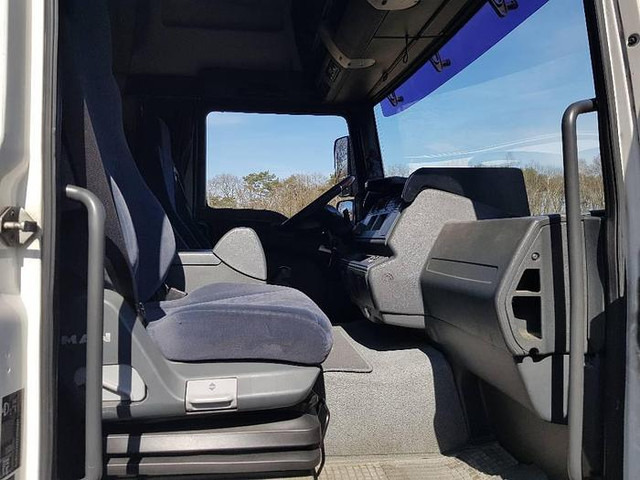 Camión caja cerrada MAN TGL 12.210 4x2 BL: foto 16 Camión caja cerrada MAN TGL 12.210 4x2 BL: foto 16