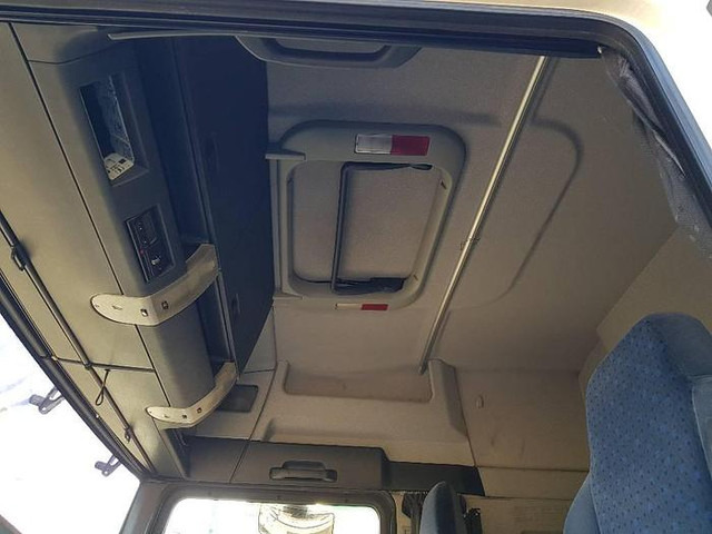 Camión caja cerrada MAN TGL 12.210 4x2 BL: foto 10 Camión caja cerrada MAN TGL 12.210 4x2 BL: foto 10