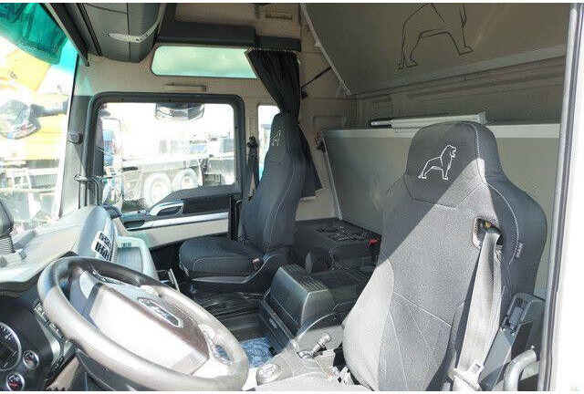 MAN 18.500 TGX 4x2, Intarder, Klima, 2x Tank,Spoiler - Cabeza tractora: foto 5 MAN 18.500 TGX 4x2, Intarder, Klima, 2x Tank,Spoiler - Cabeza tractora: foto 5