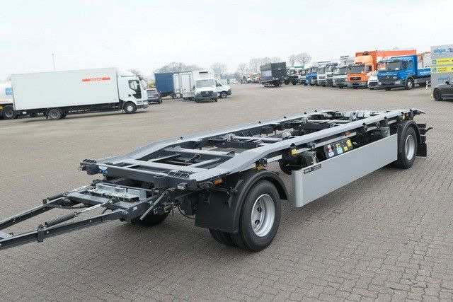 HKM K 18 ZL 5.0, Kombi, Absetz/Abrollcontainer - Remolque multilift/ Portacontenedores de cadenas: foto 2 HKM K 18 ZL 5.0, Kombi, Absetz/Abrollcontainer - Remolque multilift/ Portacontenedores de cadenas: foto 2