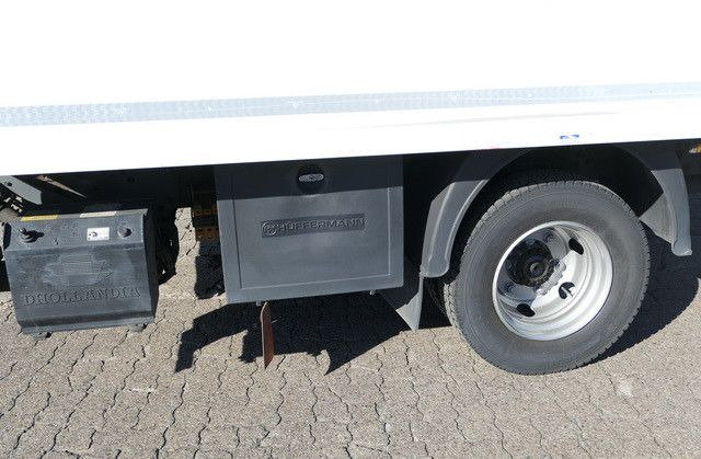 Furgoneta caja cerrada Iveco 80E18 4x2, LBW, AHK, Klima, 6.100mm lang,3. Sitz Iveco 80E18 4x2, LBW, AHK, Klima, 6.100mm lang,3. Sitz: foto 7