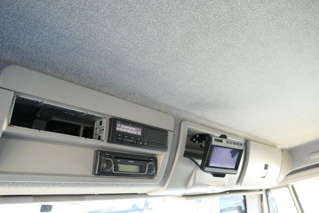 Furgoneta caja cerrada Iveco 80E18 4x2, LBW, AHK, Klima, 6.100mm lang,3. Sitz Iveco 80E18 4x2, LBW, AHK, Klima, 6.100mm lang,3. Sitz: foto 16