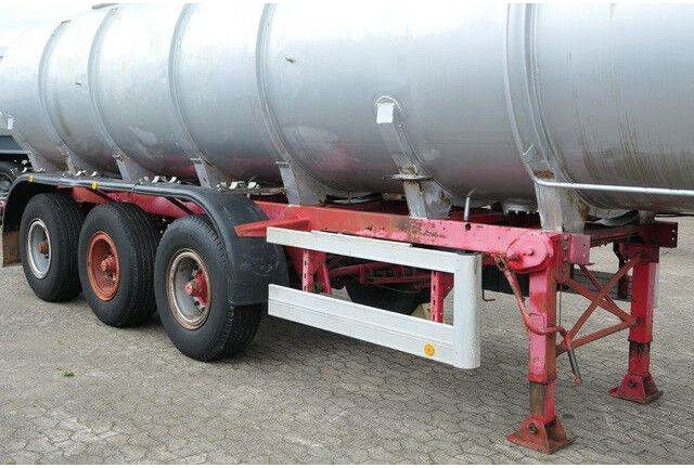 LAG GSA-C 20 S, Chemie-Tank, 25m³, Obenbefüllung - Semirremolque cisterna: foto 5 LAG GSA-C 20 S, Chemie-Tank, 25m³, Obenbefüllung - Semirremolque cisterna: foto 5
