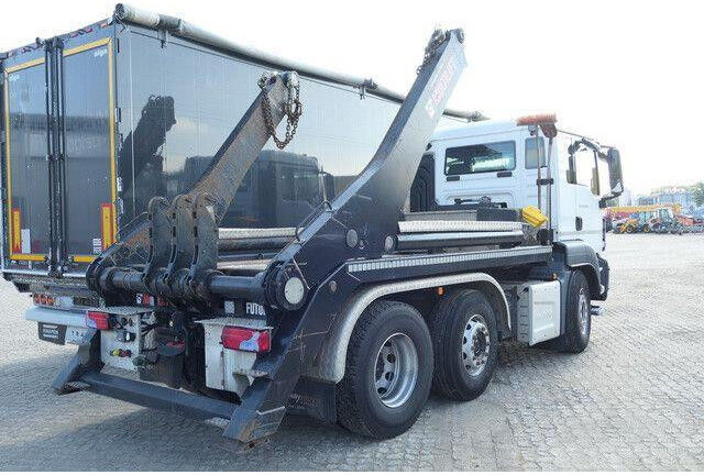 MAN 26.460 TGS 6x2, Hiab FTR18, Funk, Vorlauflenk,AC - Camión con equipo de cable: foto 4 MAN 26.460 TGS 6x2, Hiab FTR18, Funk, Vorlauflenk,AC - Camión con equipo de cable: foto 4