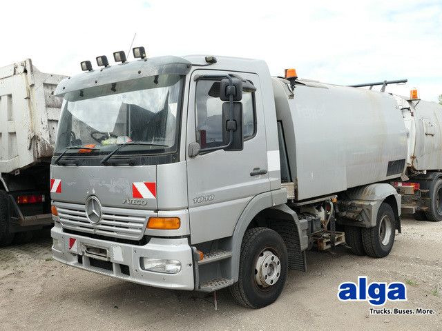 Mercedes-Benz 1018 KO atego 4x2, Bucher-Schörling, Klima - Barredora vial: foto 1 Mercedes-Benz 1018 KO atego 4x2, Bucher-Schörling, Klima - Barredora vial: foto 1