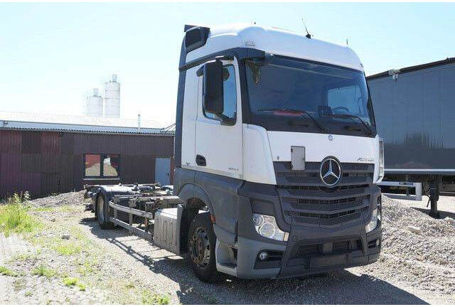 Mercedes-Benz 1842 L Actros/LBW/Retarder/BDF - Camión chasis: foto 3 Mercedes-Benz 1842 L Actros/LBW/Retarder/BDF - Camión chasis: foto 3