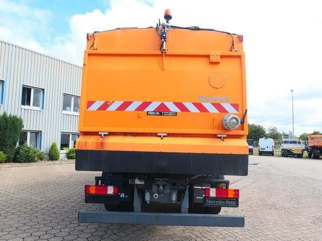 Mercedes-Benz 2032 A Actros 4x4, Bucher STKF 9500, Airport, AC - Barredora vial: foto 4 Mercedes-Benz 2032 A Actros 4x4, Bucher STKF 9500, Airport, AC - Barredora vial: foto 4
