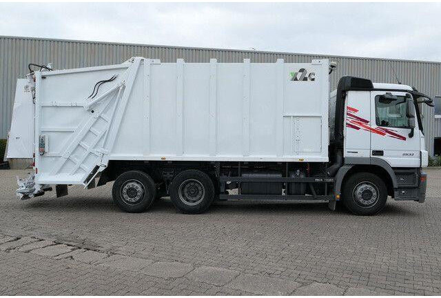 Mercedes-Benz 2532 L Actros 6x2, Medium X2EC23, Zöller 321 - Camión de basura: foto 2 Mercedes-Benz 2532 L Actros 6x2, Medium X2EC23, Zöller 321 - Camión de basura: foto 2