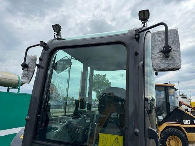 XCMG XE35, Gummikette, Greifer + Hammer, Klima,Yanmar - Miniexcavadora: foto 3 XCMG XE35, Gummikette, Greifer + Hammer, Klima,Yanmar - Miniexcavadora: foto 3