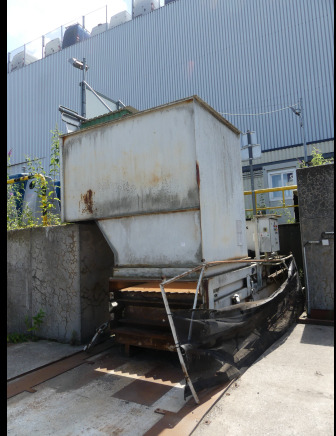 Carrocería intercambiable para camion de basura Compacteur à déchets AJK 1800: foto 1
