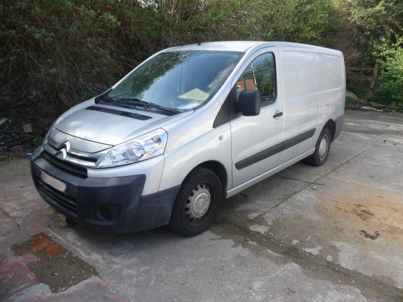 REF:1-LSS-867 - Camionnette Citroen Jumpy (2015-67.438 km) - Numéro de châssis : VF7XUAHZ8FZ056231 - Furgoneta: foto 1 REF:1-LSS-867 - Camionnette Citroen Jumpy (2015-67.438 km) - Numéro de châssis : VF7XUAHZ8FZ056231 - Furgoneta: foto 1